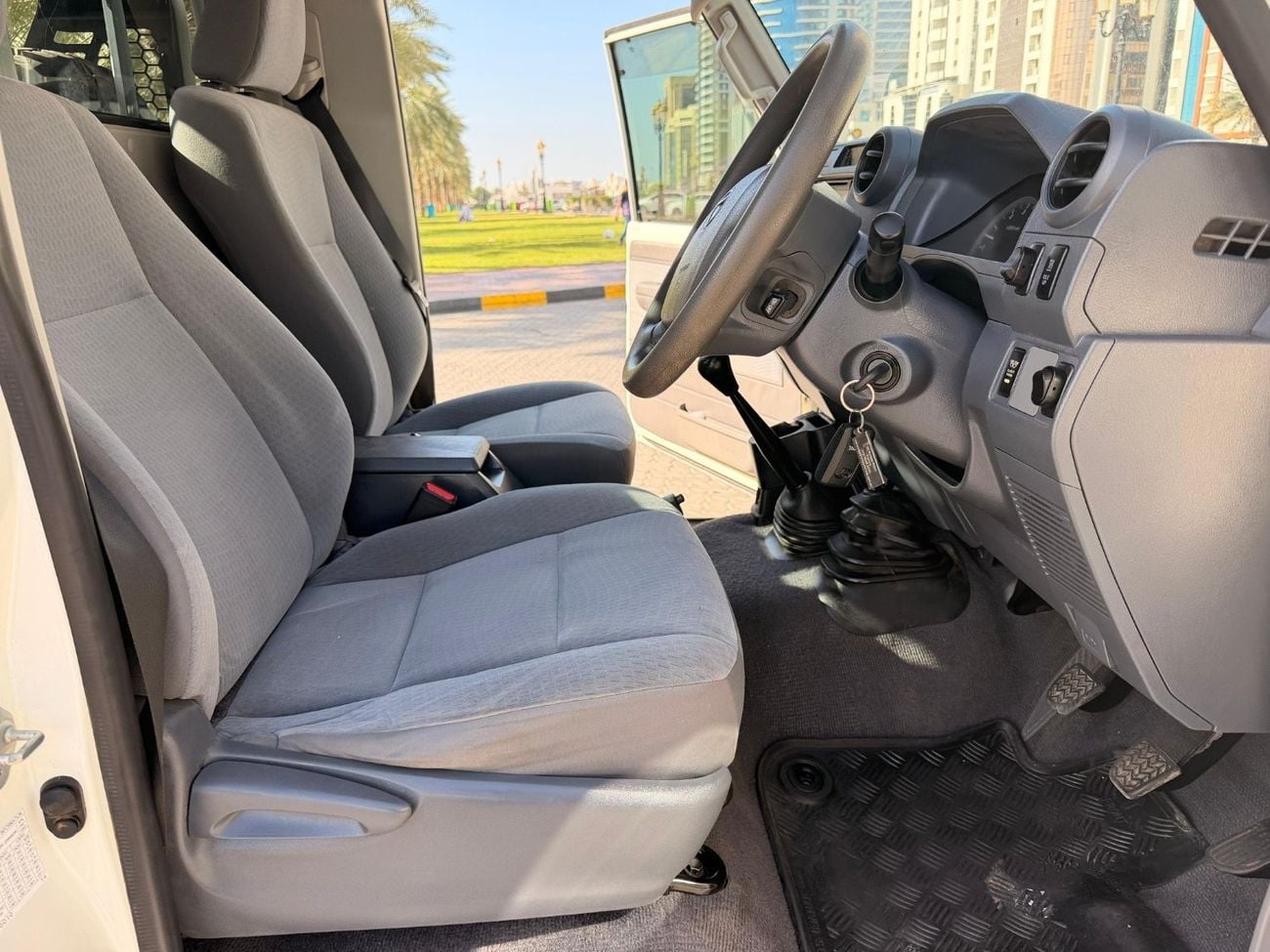 تويوتا لاند كروزر 