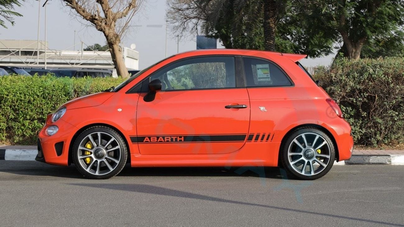 أبارث 695 TURISMO 1.4 TURBOCHARGED 2024 GCC 0Km With 5 Years Or 120,000 Km Warranty @Official Dealer