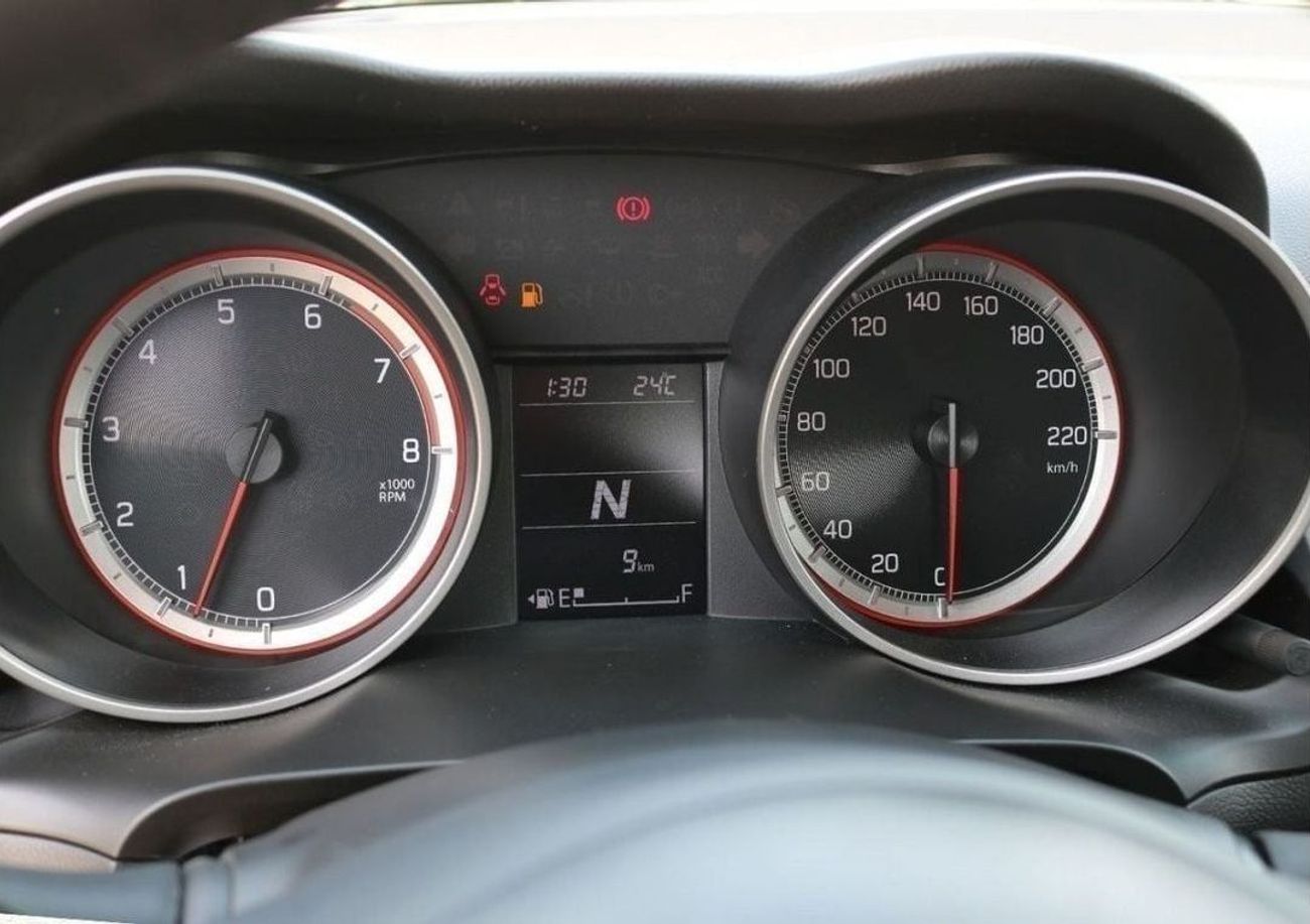 Suzuki Swift GLX | PUSH BUTTON | BLUETOOTH | AUTO CLIMATE | 2024