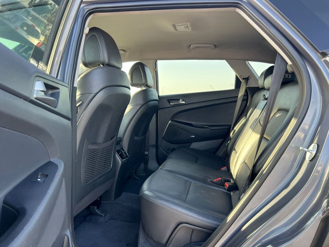 هيونداي توسون 2018 Hyundai Tucson SEL+ 2.0L V4 -  AWD 4x4 - Rear Camera - Leather Seat