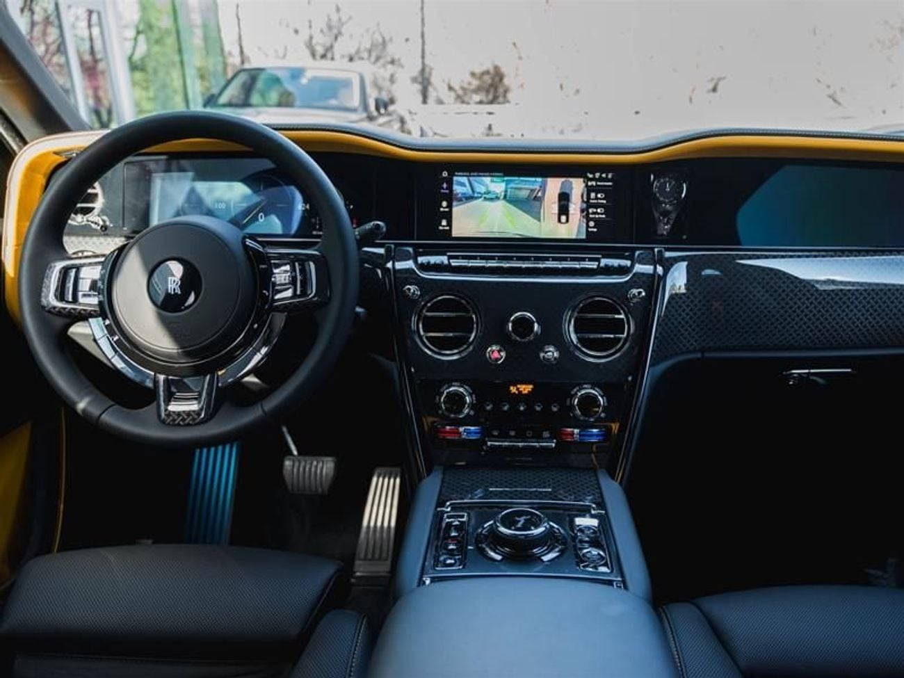 Rolls-Royce Cullinan Black Badge Brand New * Export Price*