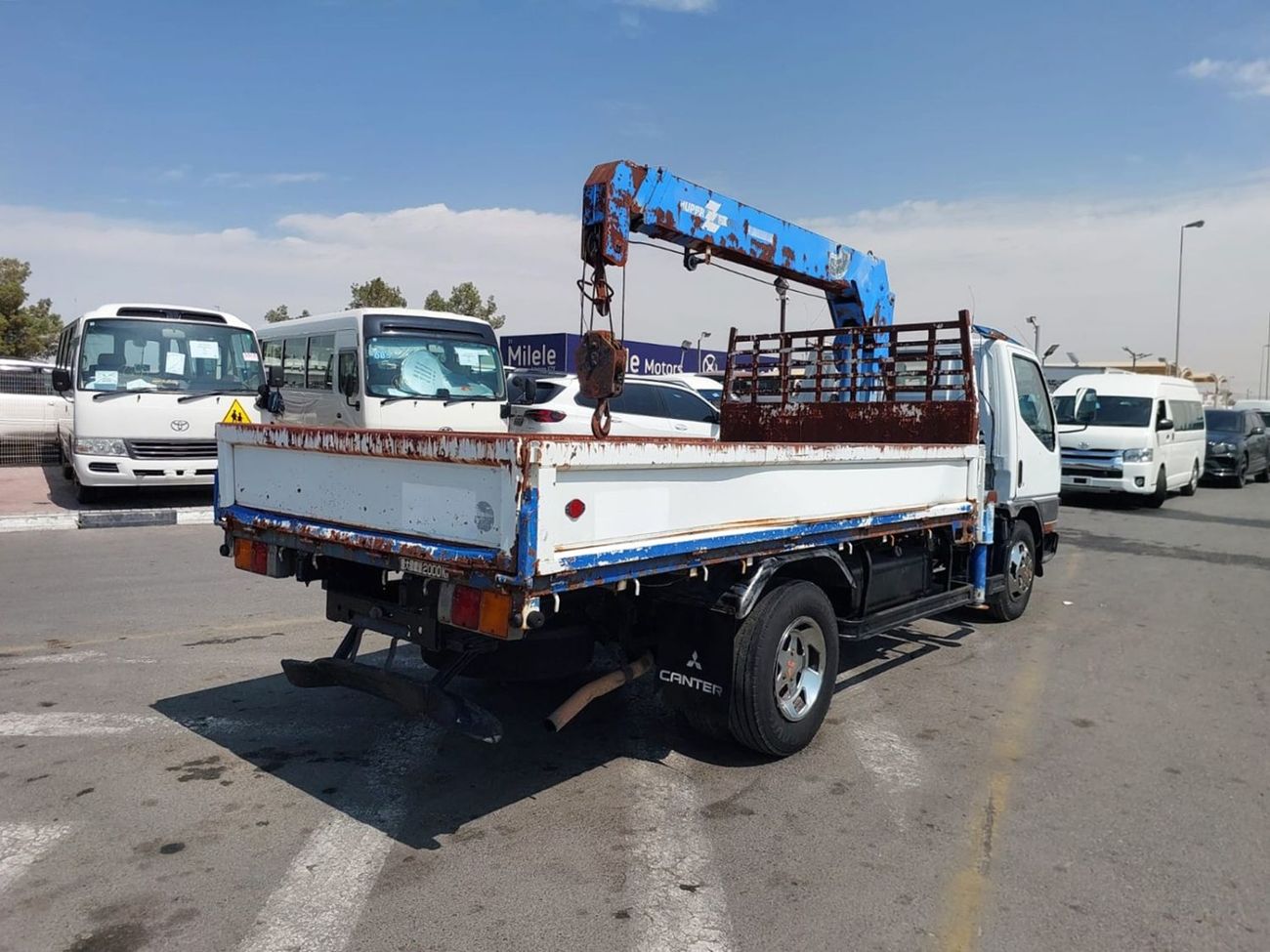 Mitsubishi Fuso Canter (RAMADAN OFFER) MITSUBISHI CANTER TRUCK RHD 1994 MODEL 4.6 L DIESEL MANUAL(PM500262)