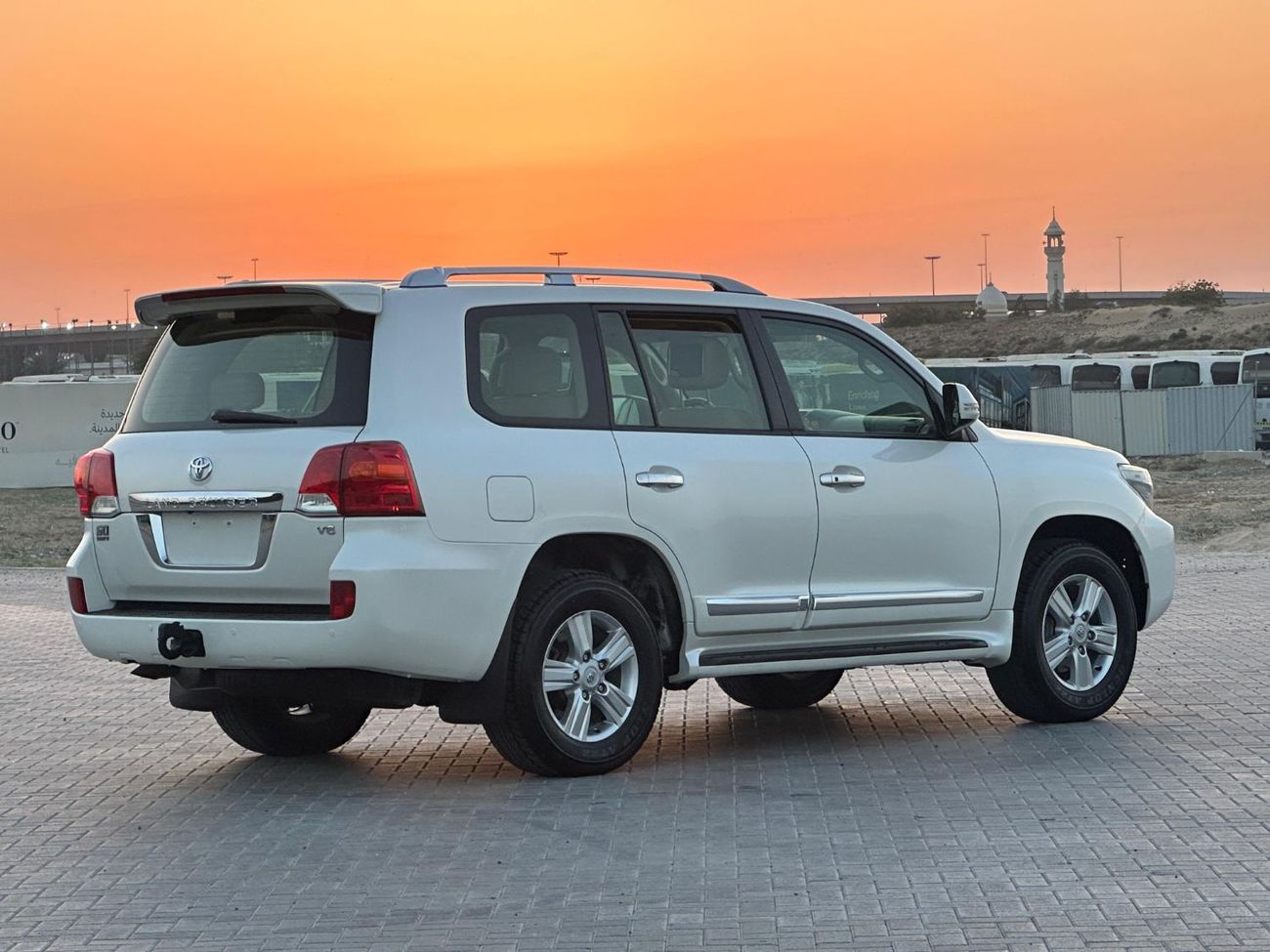تويوتا لاند كروزر