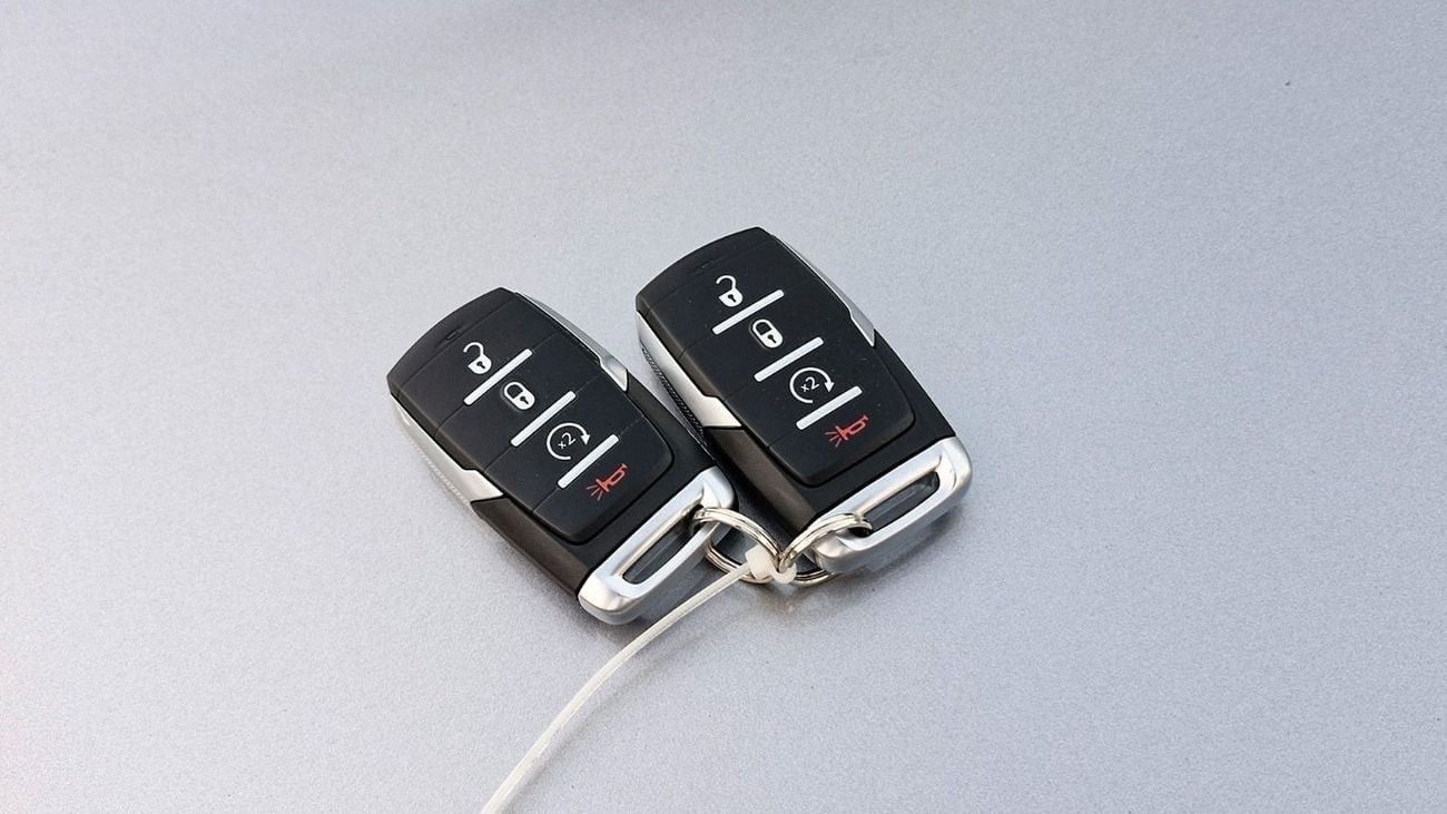 RAM 1500 RAM 1500 REBEL G/T 2024 HEMI ETORQUE V8 5.7L 4X4 GCC 0KM (НА ЭКСПОРТ НОВОЕ АВТО, БЕЗ ПРОБЕГА)