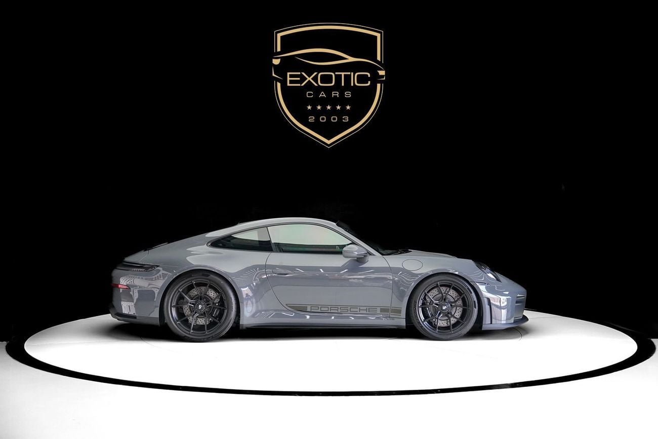 بورش 911 GT3 4.0L (505 HP) Touring Package