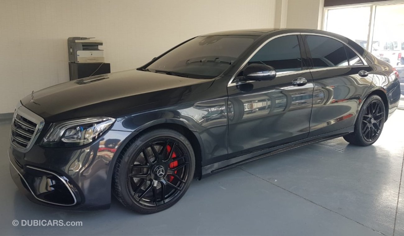 مرسيدس بنز S 550