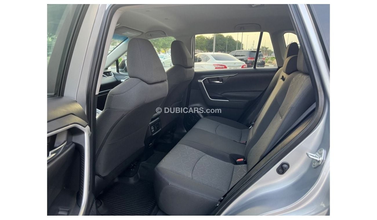 Toyota RAV4 2021 XLE LIMITED PUSH START AWD 2.5L UAE PASS