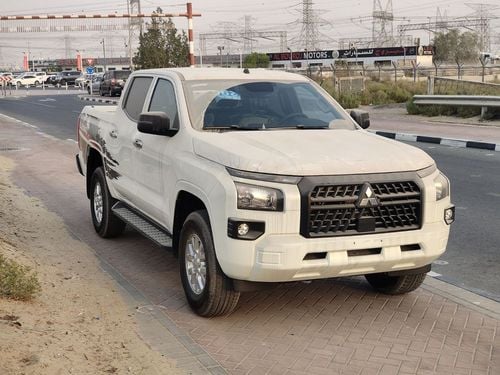 Mitsubishi L200 GLX 2.4L MITSUBISHI L200 PETROL BASIC 2025