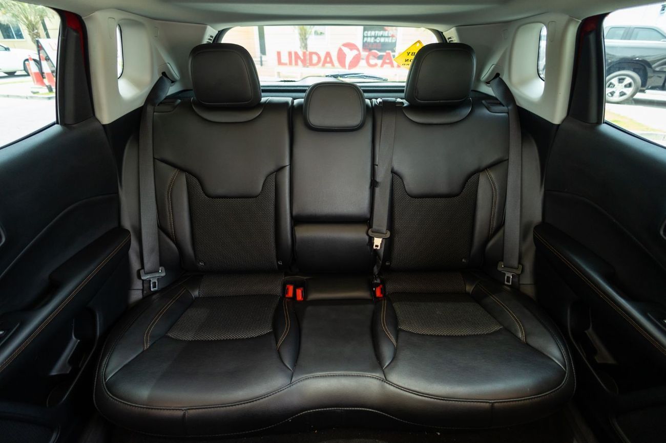 جيب كومباس Limited 2.4L (172 HP)