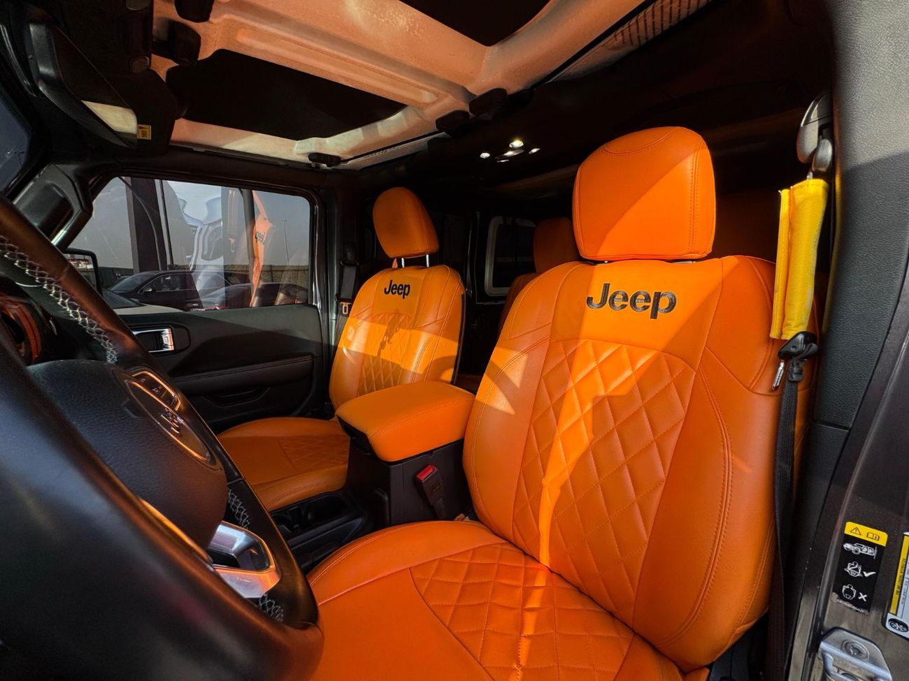 Jeep Wrangler Sport 3.6L M/T
