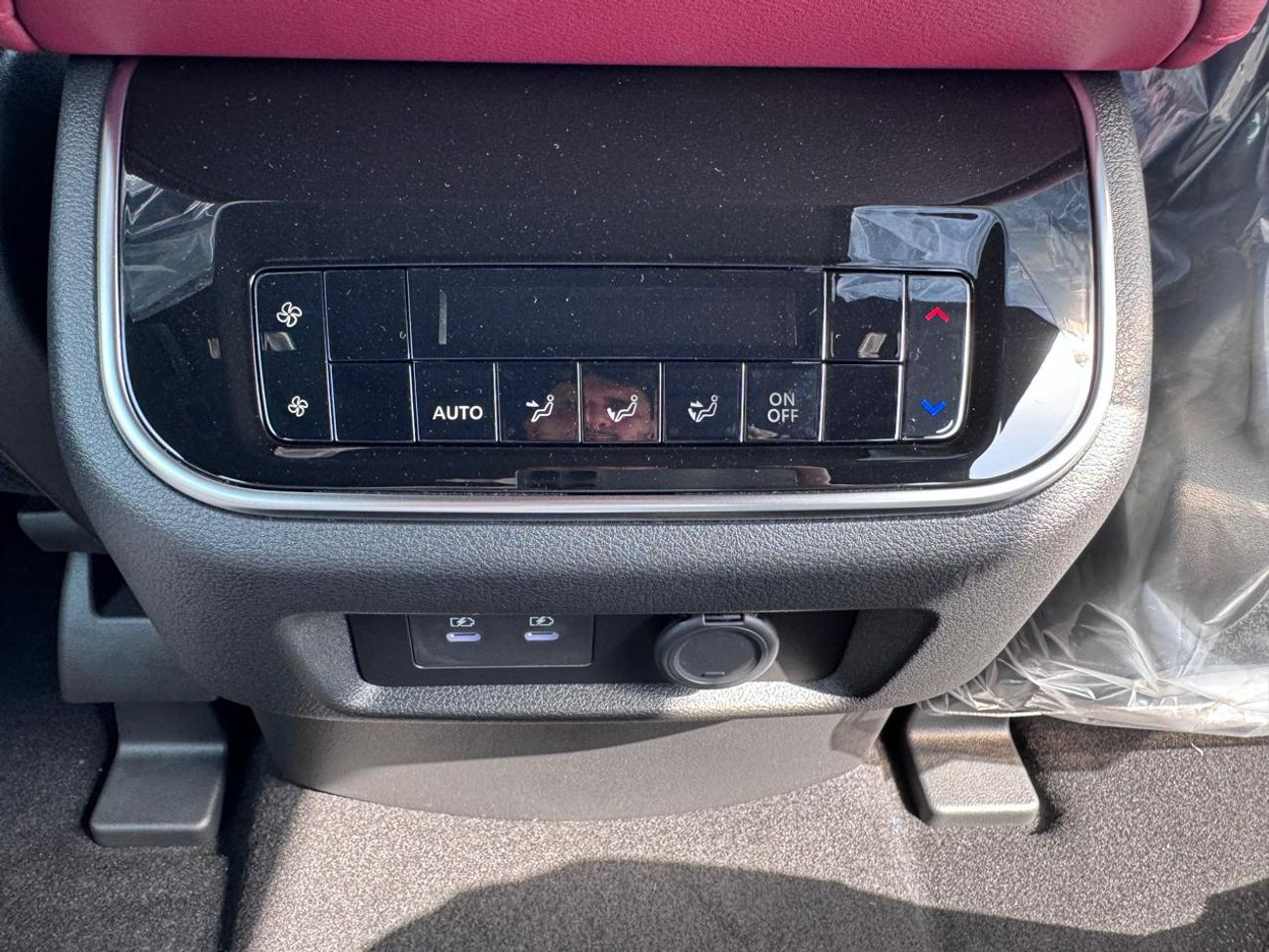 Nissan Patrol NISSAN PATROL LE TITANIUM PLUS 2026 Blue / Burgundy