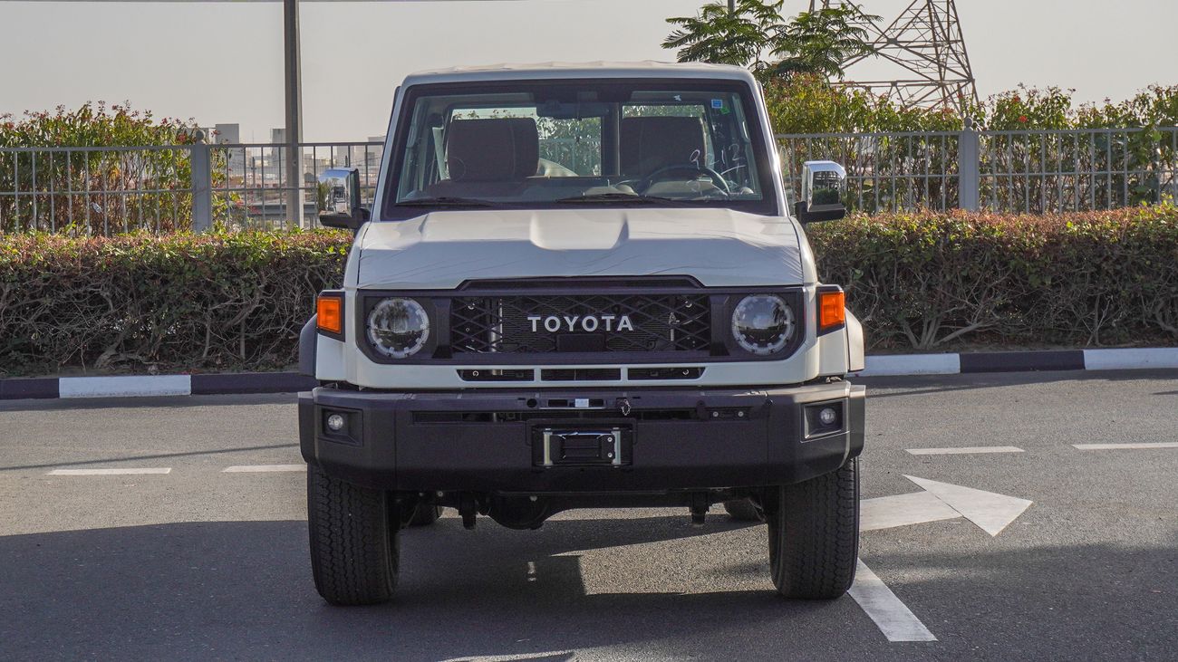 Toyota Land Cruiser 70 4.0L V6 A/T