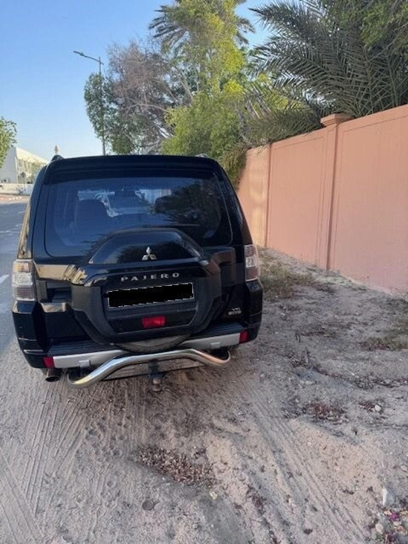 Mitsubishi Pajero GLS 3.5L (186 HP) (7 Seater)