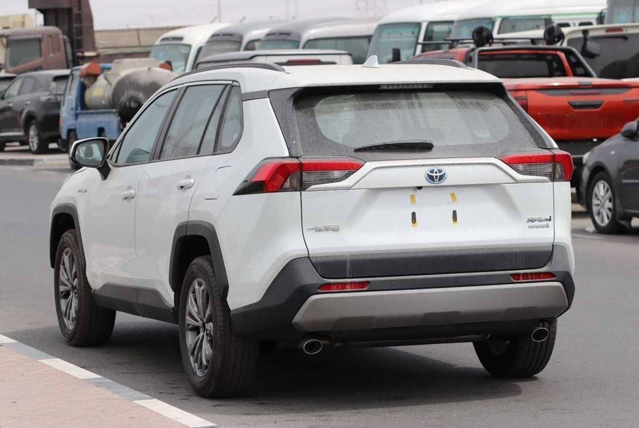 Toyota RAV4 XLE HEV 2.5L HYBRID, 2WD, KEYLESS ENTRY, LEATHER SEAT, PANORAMIC ROOF, ALLOY WHEELS.MODEL 2025 CHINA