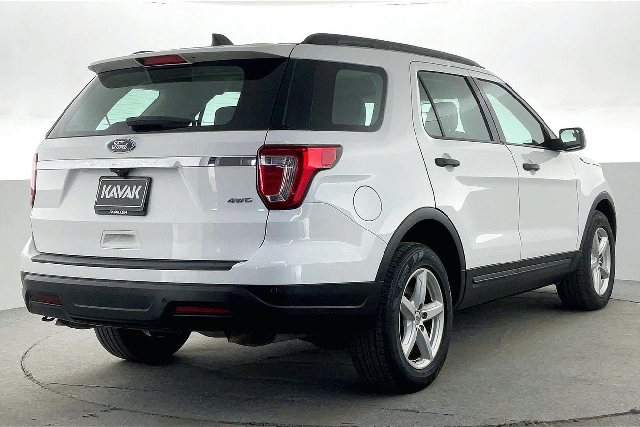 Ford Explorer 3.5 AUTO 4WD XLT CLTH | Guaranteed Warranty | 0 Down Payment