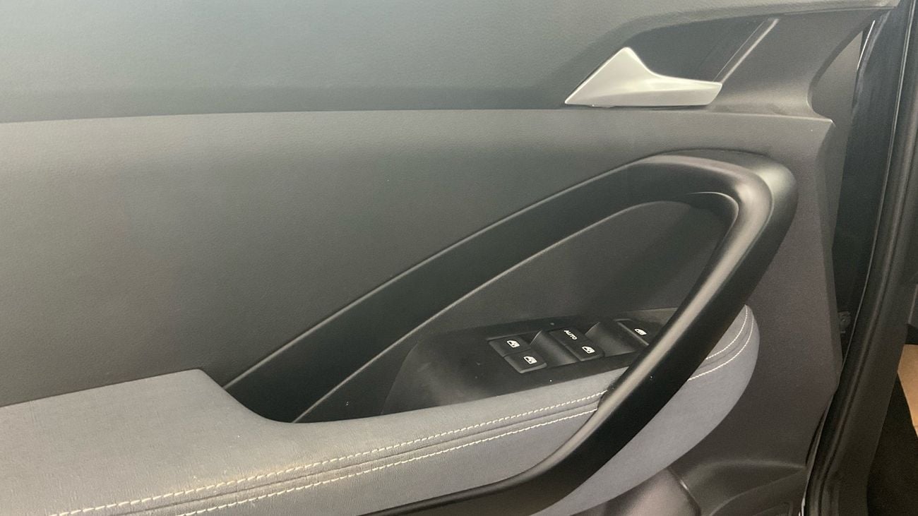 شيفروليه كابتيفا 1.5T CVT LS 2WD 7 SEATS RVC CLOTH | شامل الضمان | 0 ﺪﻔﻋﺓ ﺃﻮﻟﻯ