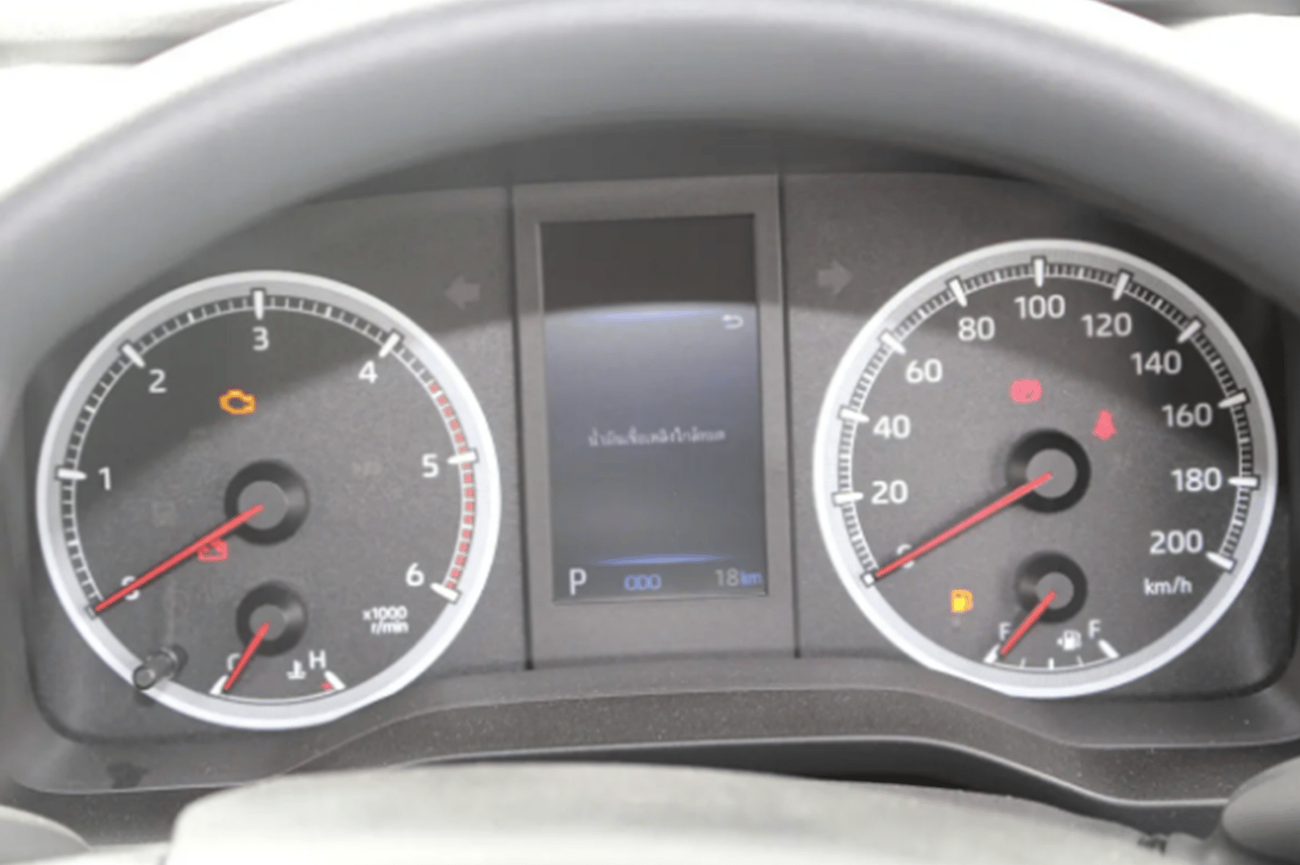 Toyota Hiace ECTWFR010 - Right Hand Drive - 2025 Toyota Hiace High Roof Passenger Van Commuter - 2.8L Diesel Auto