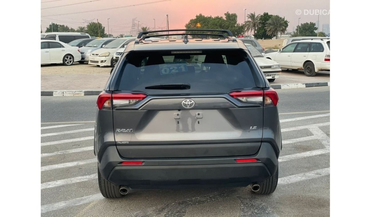 Toyota RAV4 2019 Toyota Rav4 LE MidOption With Rims / EXPORT ONLY / فقط للتصدير