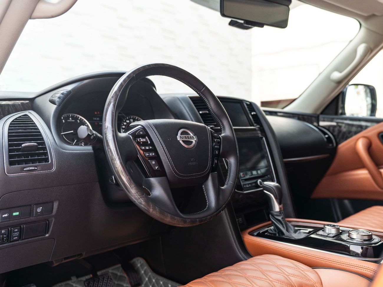 Nissan Patrol LE Platinum 5.6L