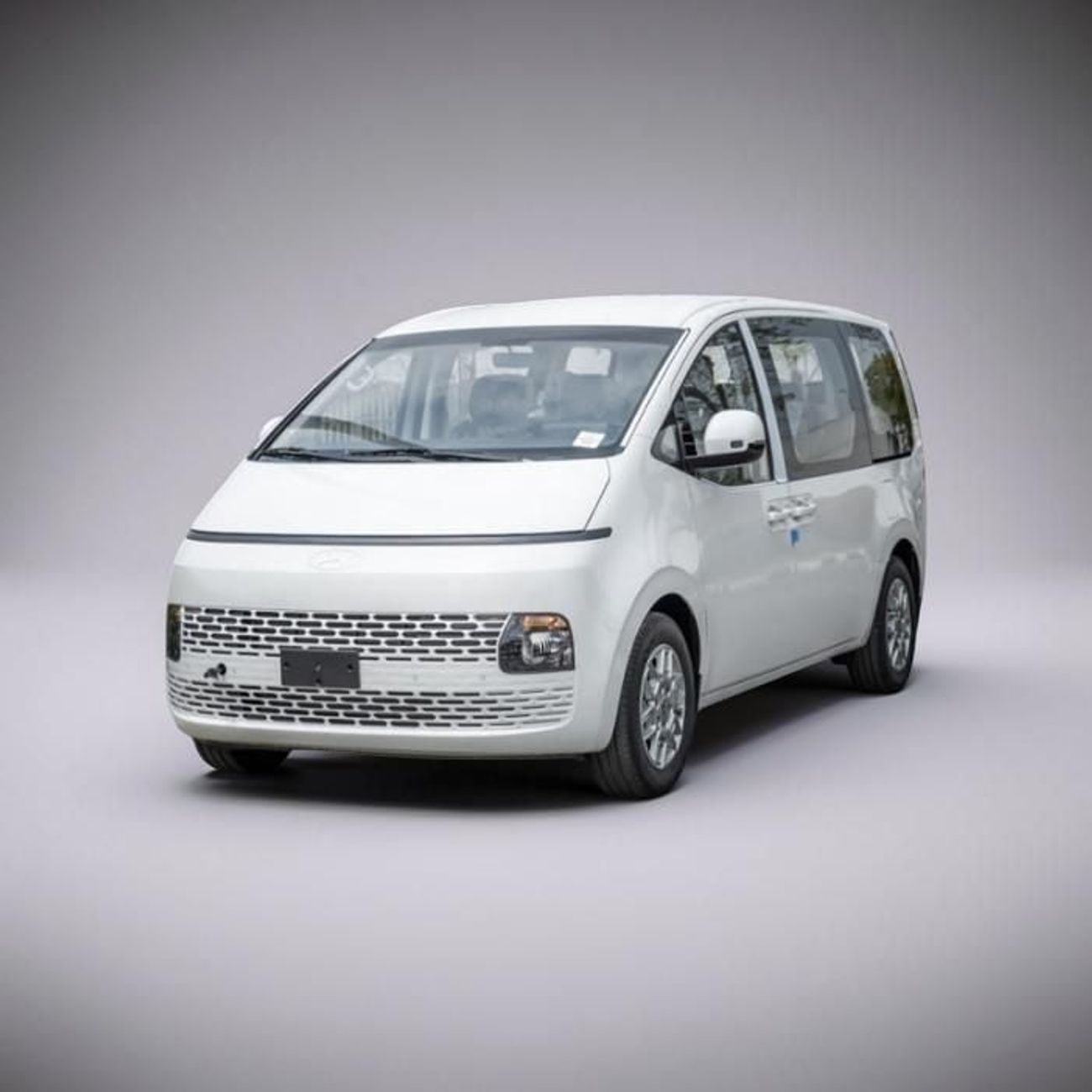 Hyundai Staria Hyundai Staria 11-seater is a spacious, 3.5L petrol automatic