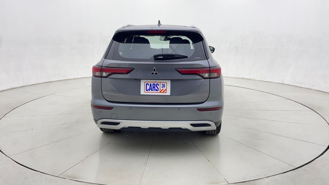 ميتسوبيشي آوتلاندر 2024 HIGHLINE WITH SUNROOF | AED 1359/Month | 0 DP | 30 Day Return | Warranty