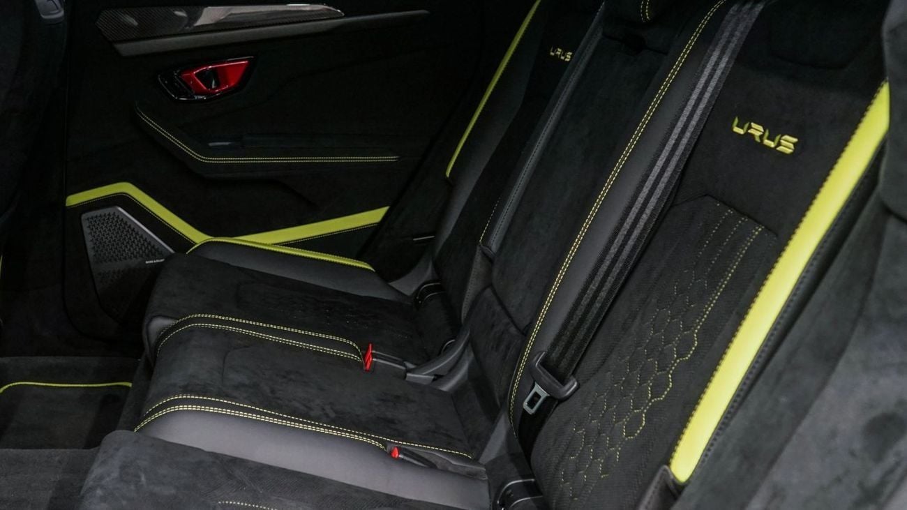 لامبورغيني اوروس 4.0T V8 Performante