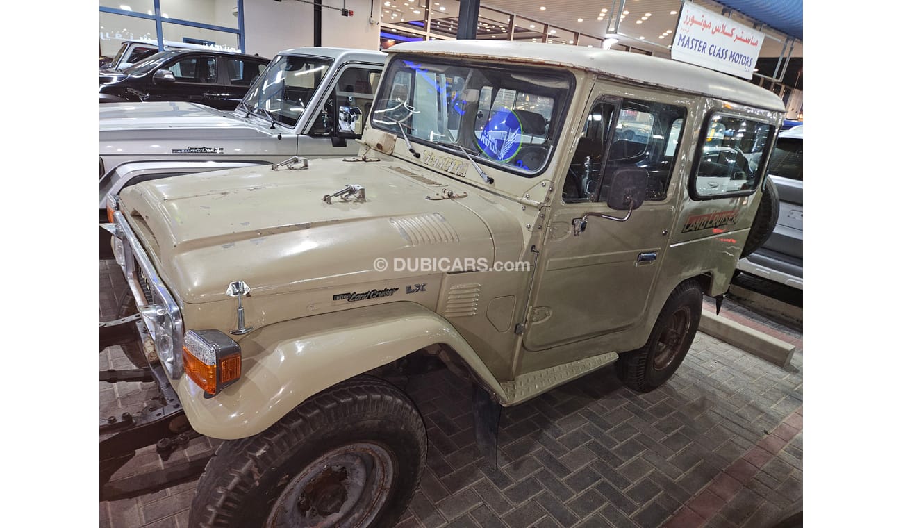 Used Toyota Land Cruiser Hard Top 1982 for sale in Dubai - 744209
