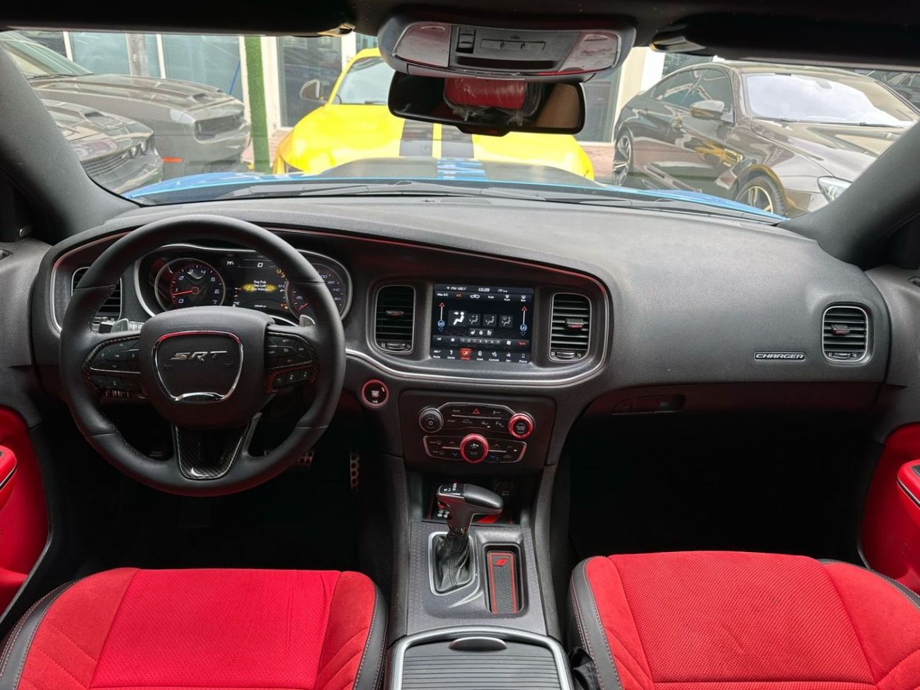 Dodge Charger DODGE CHARGER SRT 6.4 IMPORT AMERICA FULL OPTION PERFECT CONDITION