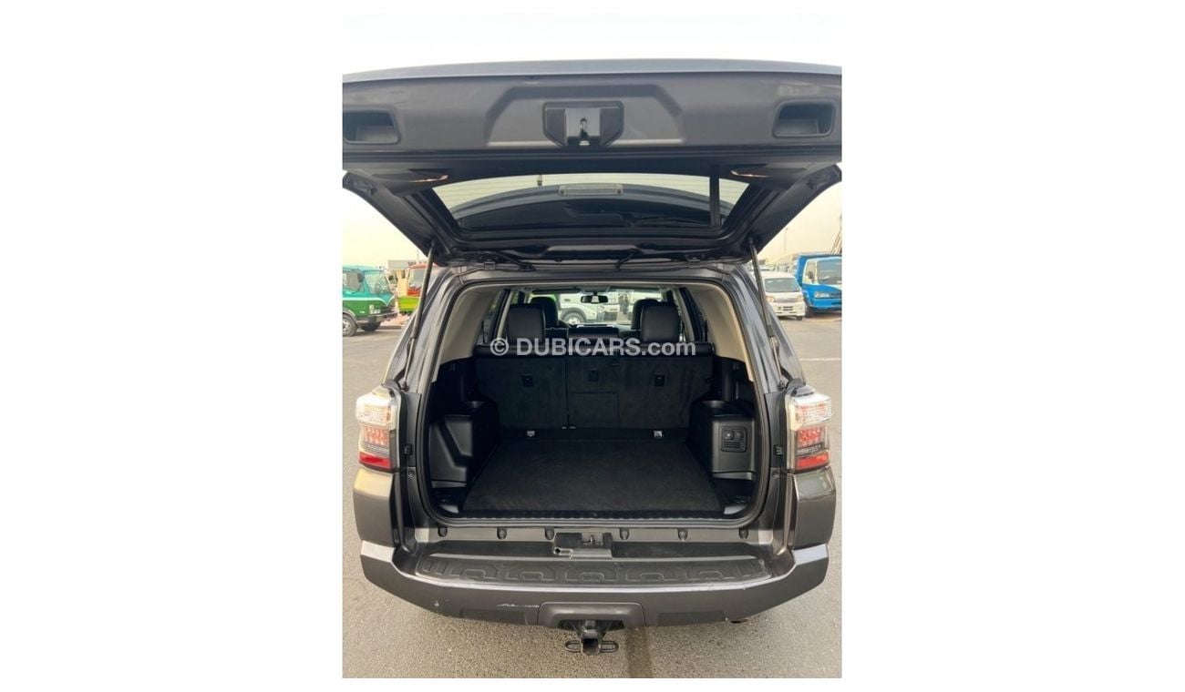 Toyota 4Runner 2018 XP SPORT EDITION SUNROOF FULL OPTION USA IMPORTED - ONLY FOR EXPORT!!