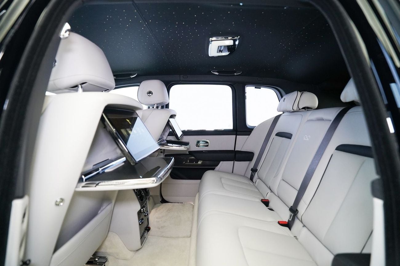 Rolls-Royce Cullinan BLACK BADGE