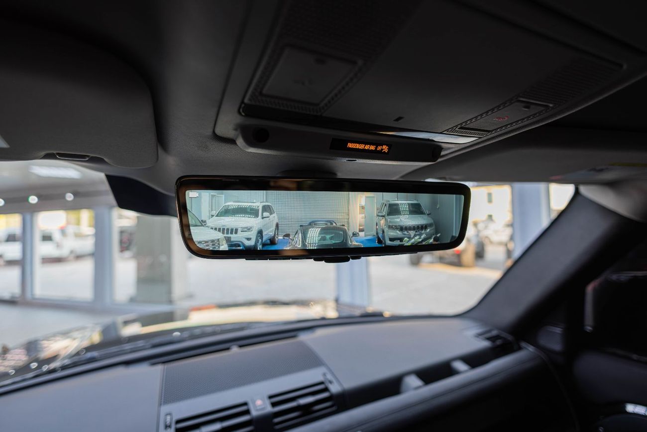 Land Rover Defender 110 S P300 2.0L