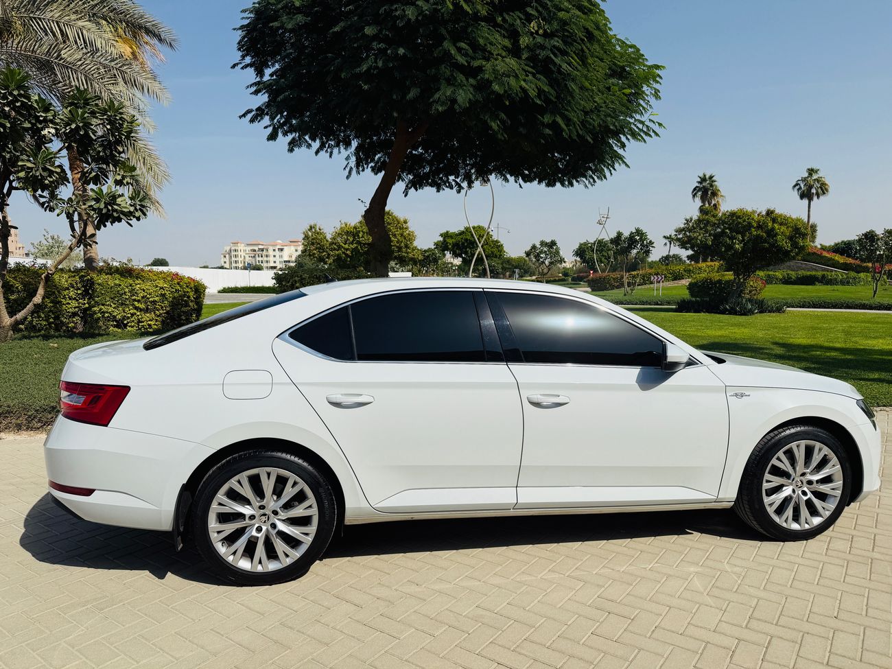 سكودا سوبيرب Ambition 1.4L