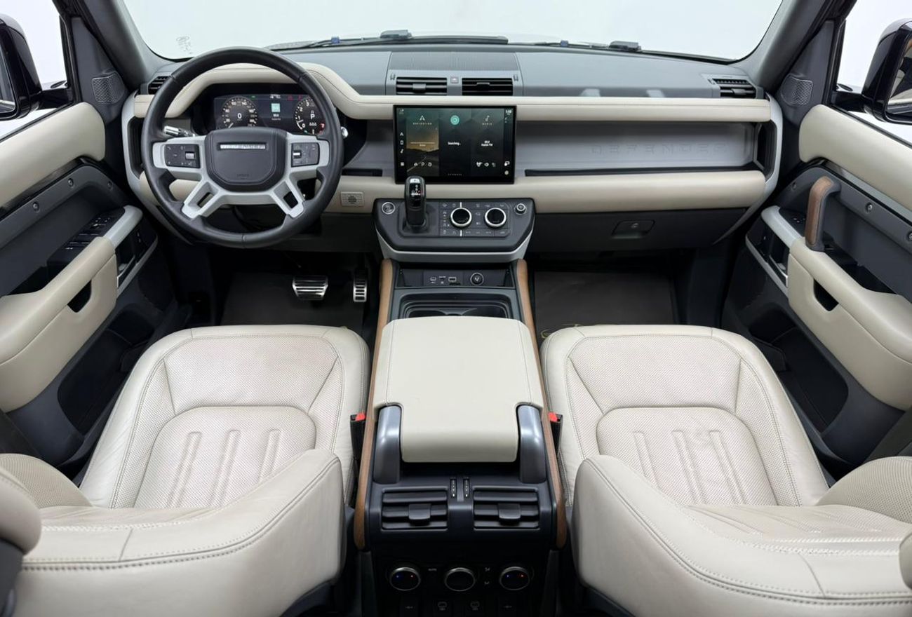 Land Rover Defender P400 110 HSE 3.0L (5 Seater) 2022 Land Rover Defender 110 HSE P400, 2026 LR Warranty, Full LR Servic