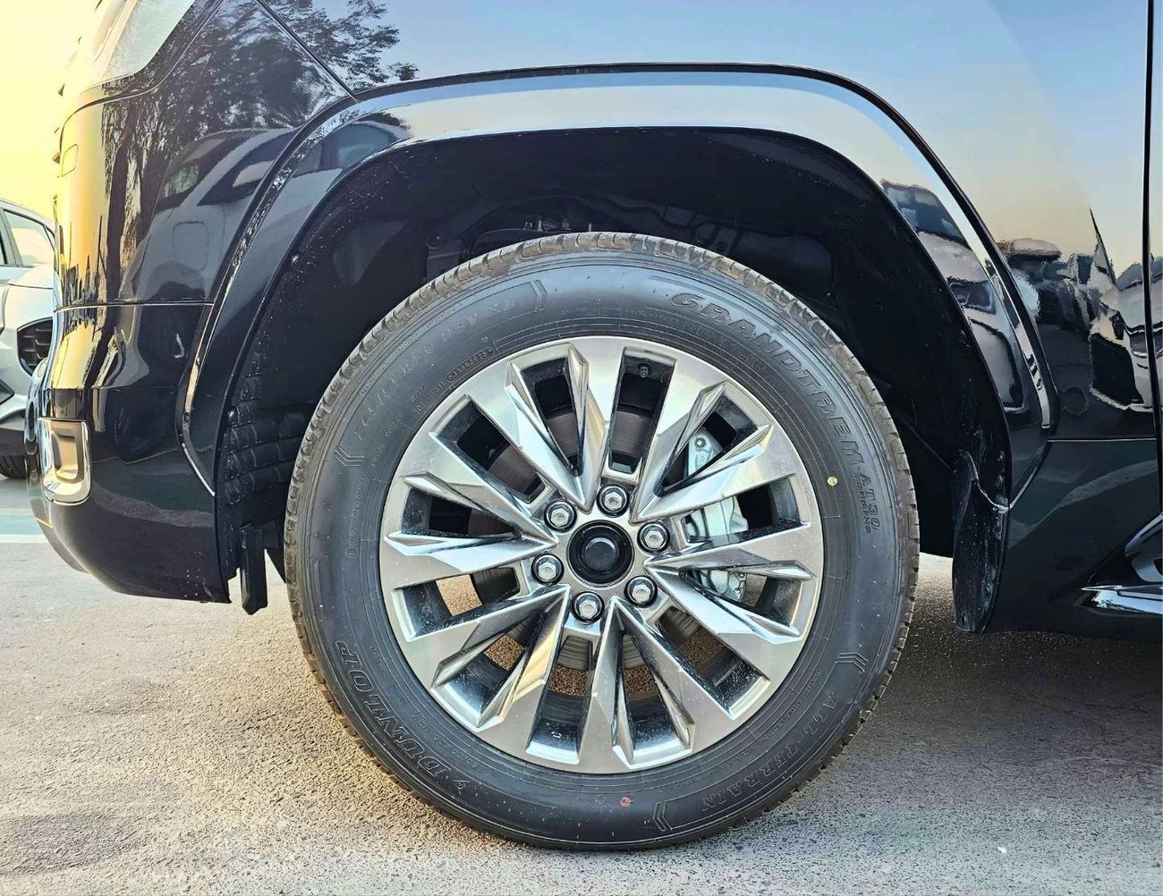 تويوتا لاند كروزر VX /4.0L PETROL V6 /RADAR /BIG DVD/JBL SPEAKERS / REAR ENTERTAINMENT DVD /MID OPTION (CODE#VX4MA)