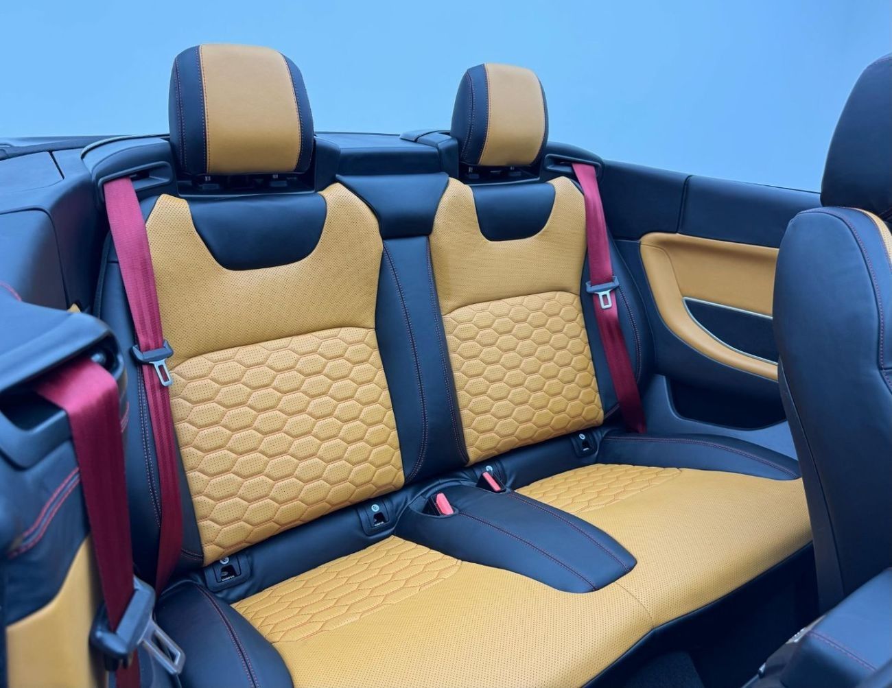 Land Rover Range Rover Evoque HSE 2.0L Convertible 2017 Range Rover Evoque Convertible, Carbon Fiber, Agency Warranty & Service 26