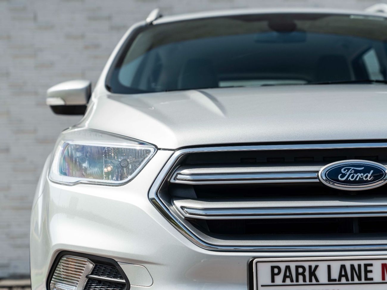 Ford Escape AED 865 PM • ESCAPE AWD SE • ONLY 40K KM • OFFICIAL FORD WARRANTY AND SERVICE PLAN