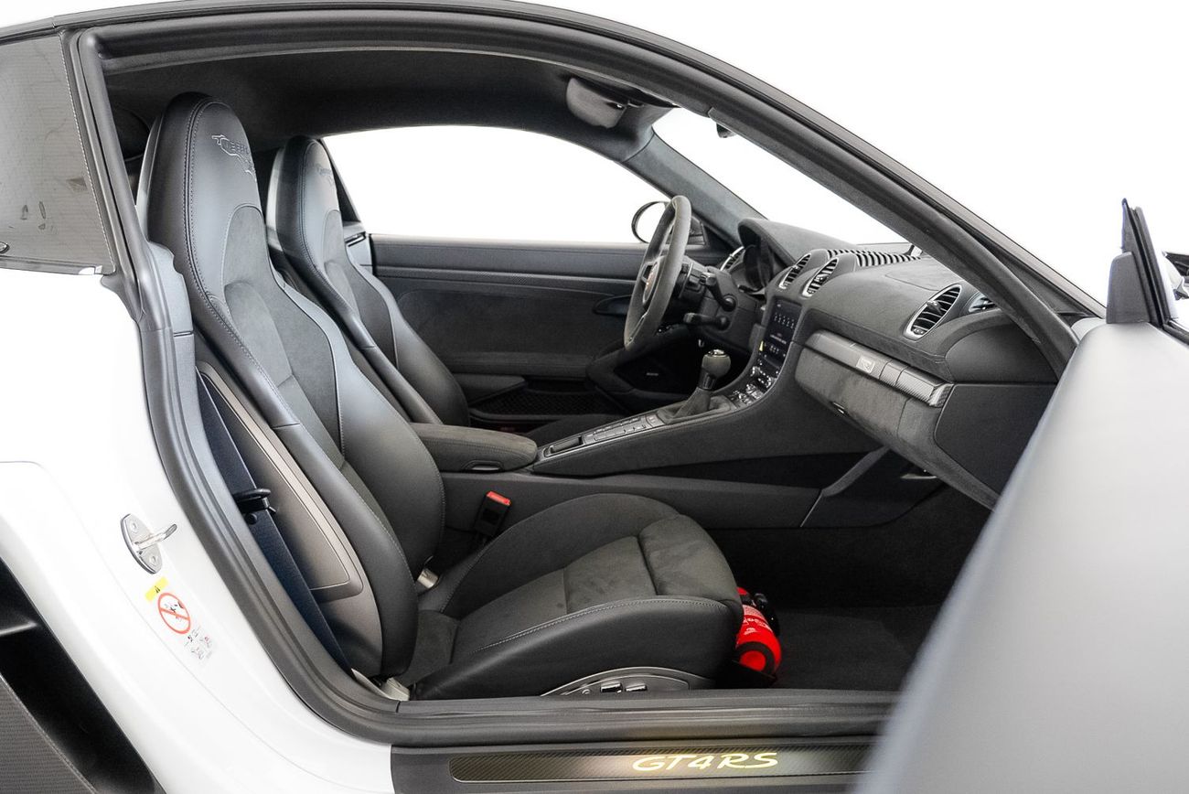 بورش كايمان 718 GT4 RS 4.0L (493 HP) A/T