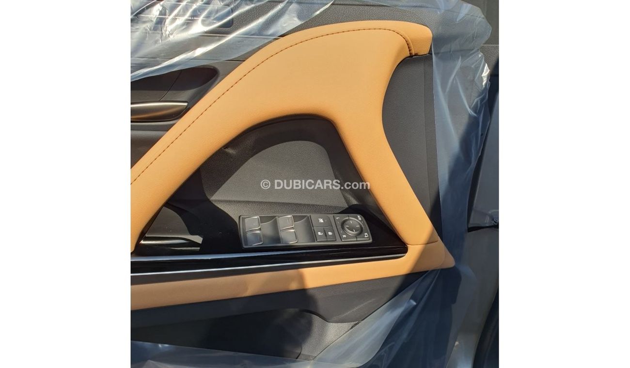 Lexus LX 600 SIGNATURE