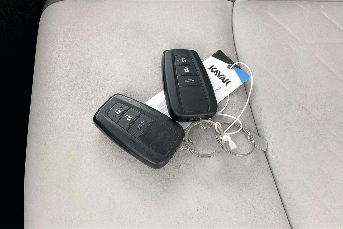 Chevrolet Captiva Premier | 1 year free warranty | 0 Down Payment