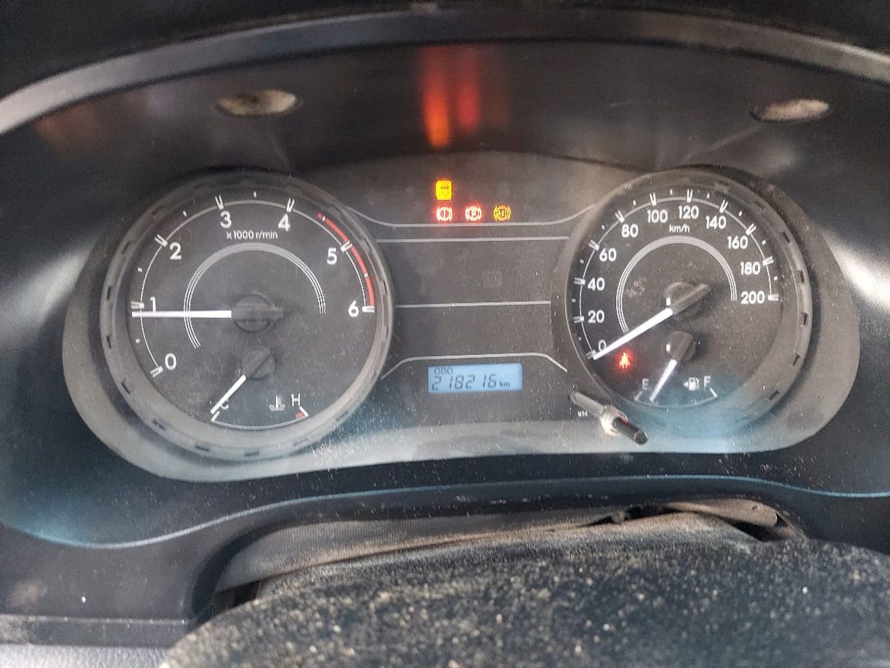 تويوتا هيلوكس DC 4WD 2.4L DIESEL MANUAL TRANSMISSION