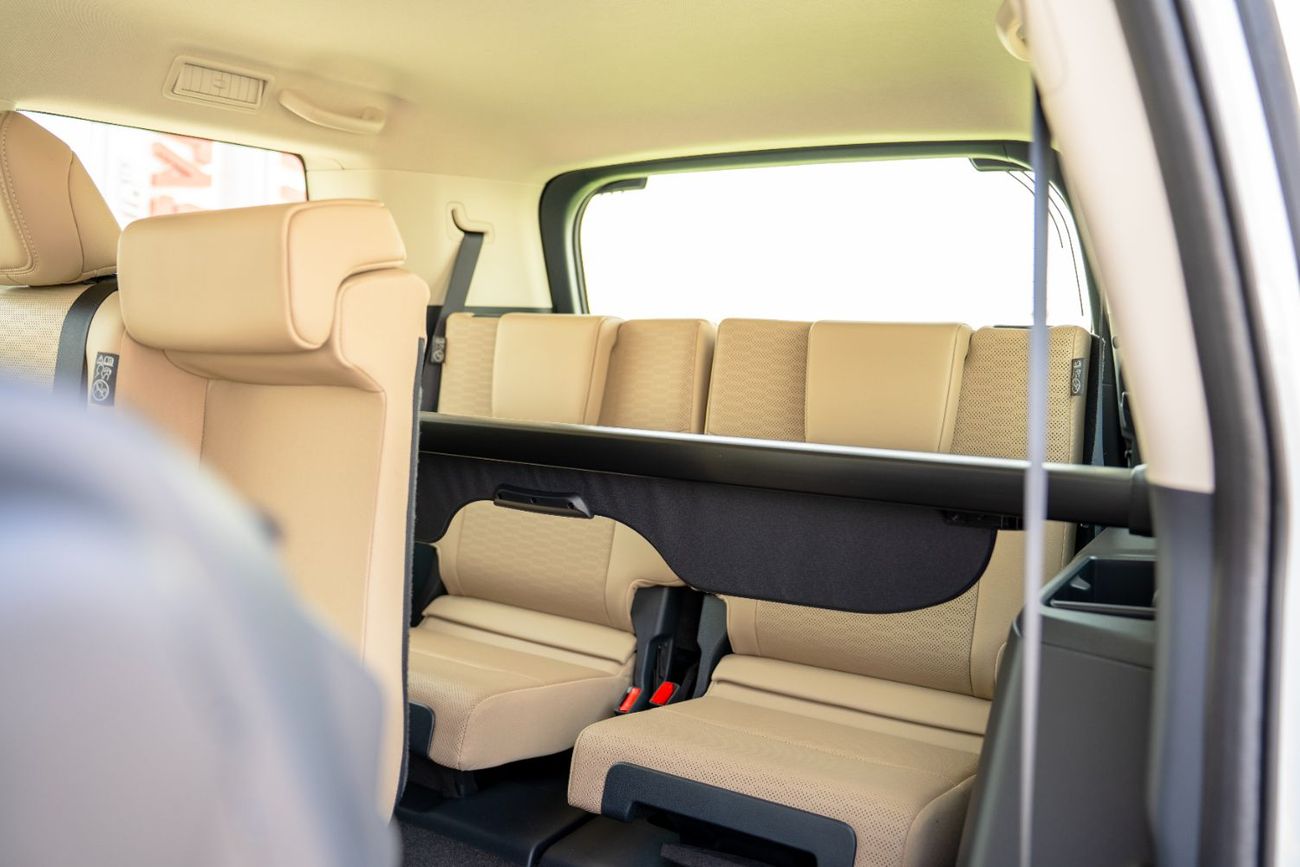 تويوتا برادو Toyota Prado 2024 2.4L Petrol 7 Seats