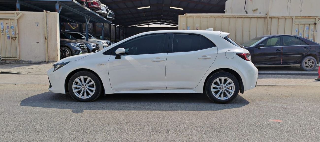 تويوتا كورولا GLI MR Hybrid 1.8L