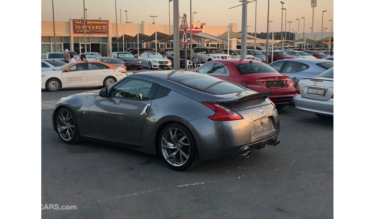 Nissan 370Z NissanZ370 model 2016 GCC car prefect condition one owner 2keys