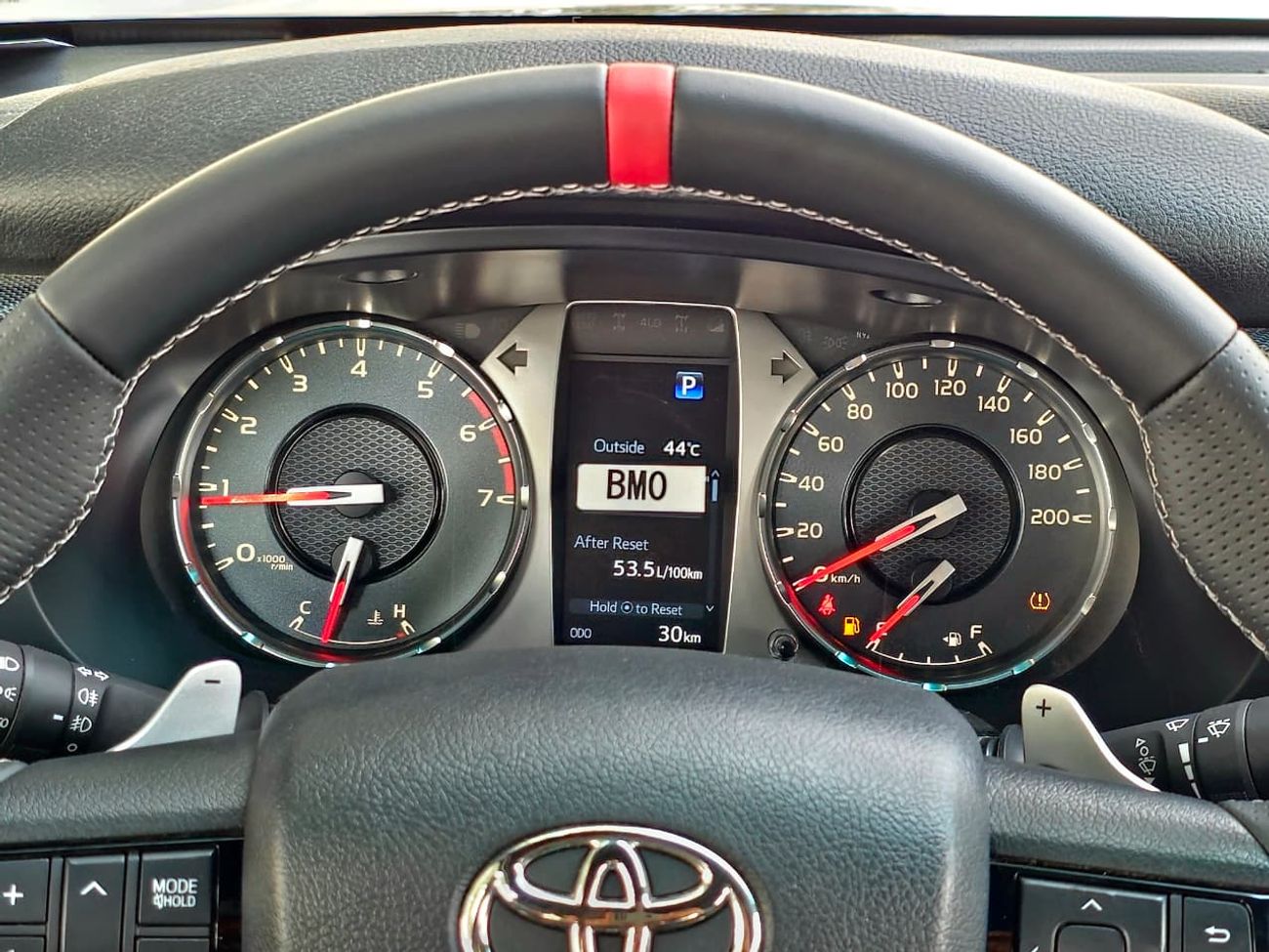 Toyota Hilux GR Sport 4.0L TOYOTA HILUX GR -S PETROL 4.0 - DIGITAL MIRROR - FULL OPTIONS - 2025 MODEL - BLACK INS