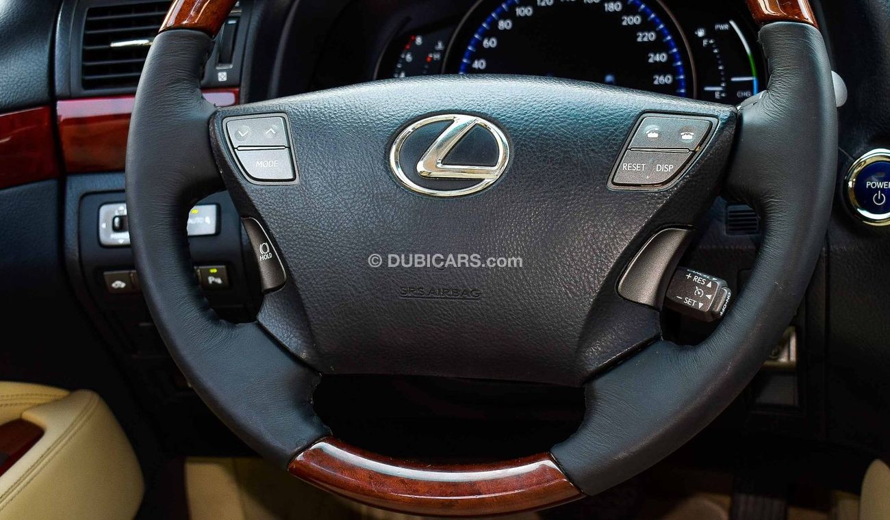 Lexus LS 600 H - HYBRID Full Service History GCC
