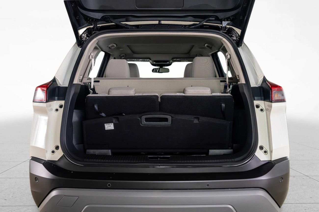 نيسان إكس تريل SV 2.5