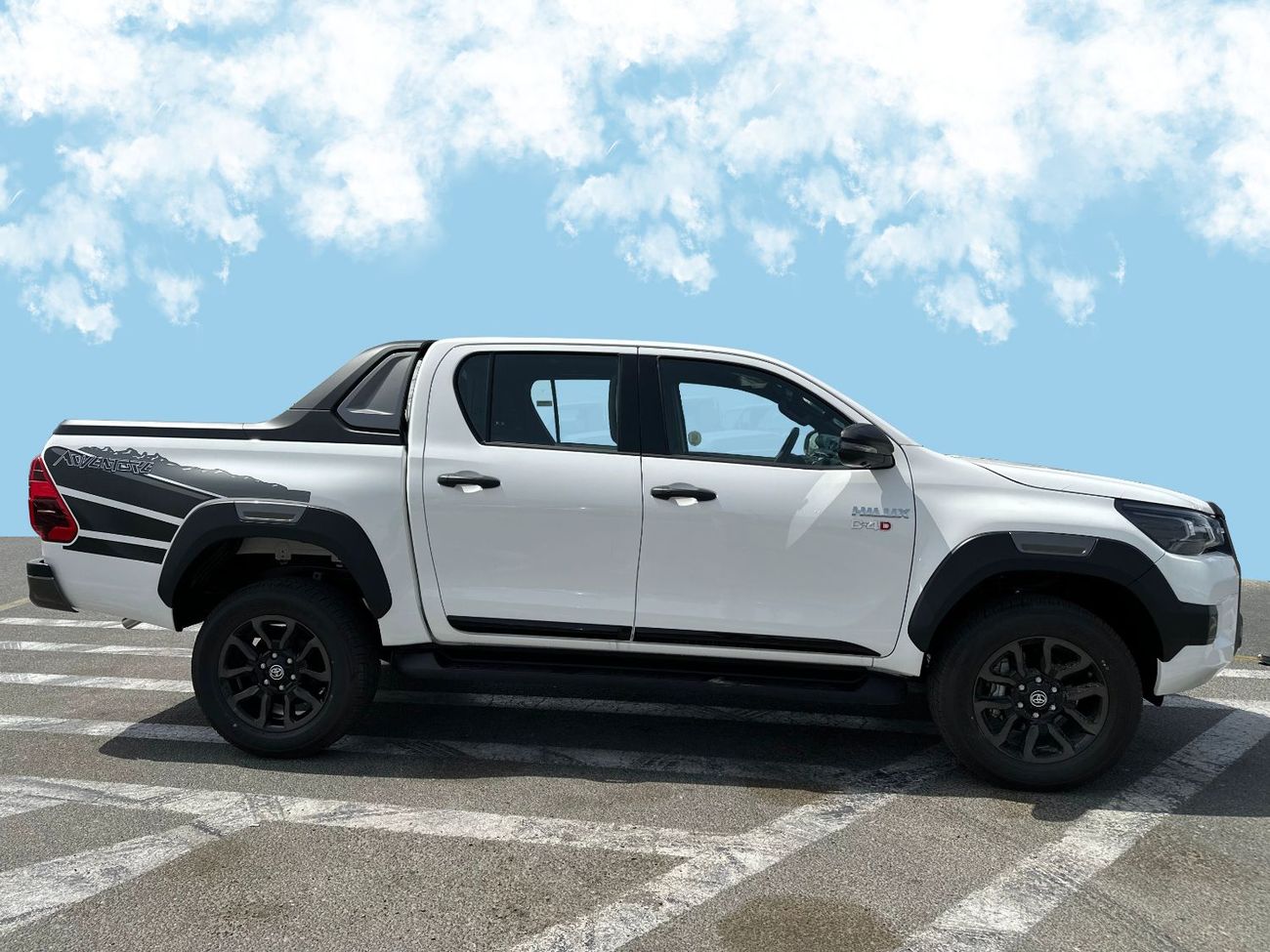 تويوتا هيلوكس TOYOTA HILUX ADVENTOR 2024 GCC 2.8L