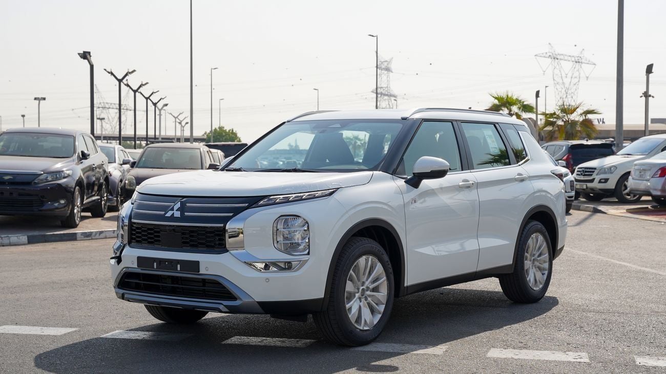 Mitsubishi Outlander Brand New Mitusbishi Outlander HighLine 2026 Export 2.5L Petrol 2WD|White/Black|