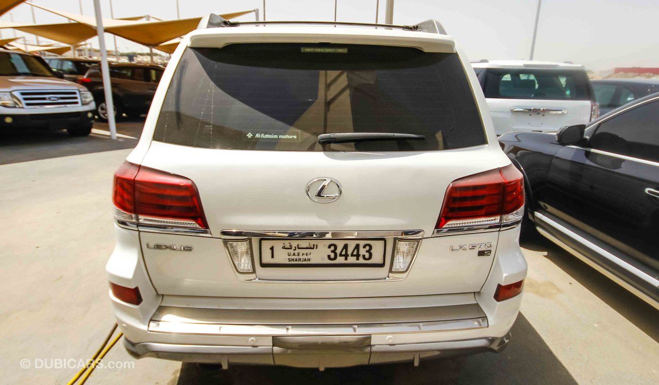 Lexus LX570 S