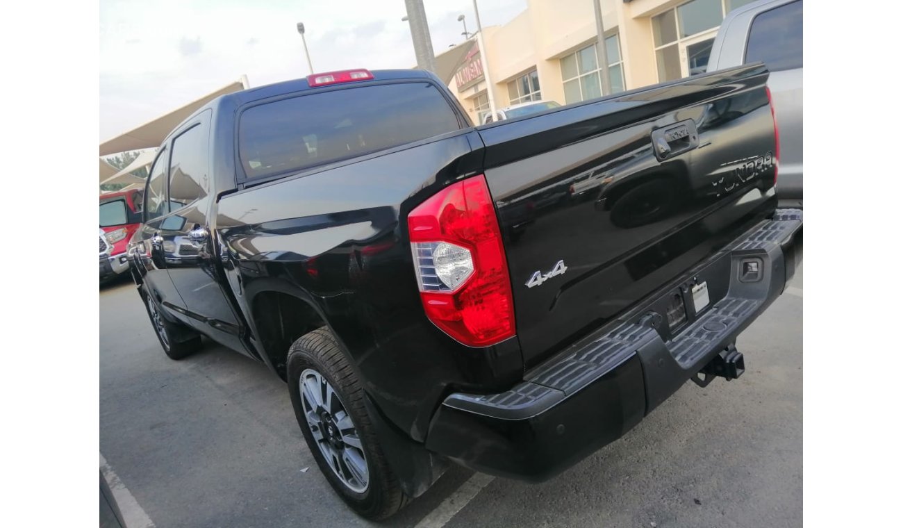 Toyota Tundra Toyota tundra crewmax platinum 2019 تندرا بلاتنيوم 4 باب